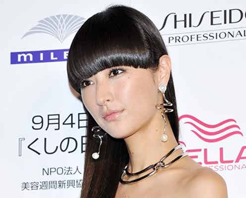 シシド・カフカ、人生初のトロフィーに歓喜「思い出深い賞になる」