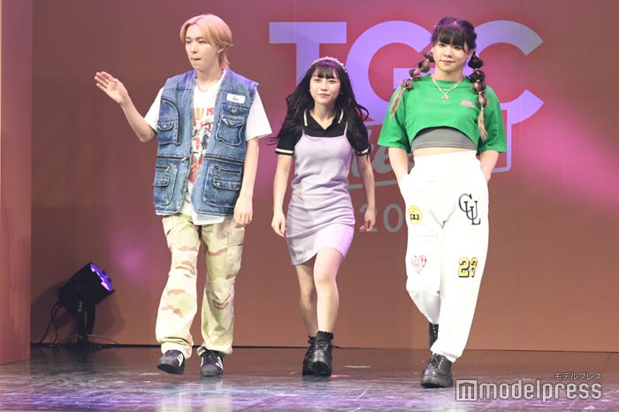 こま、ゆら、とうあ(C)モデルプレス