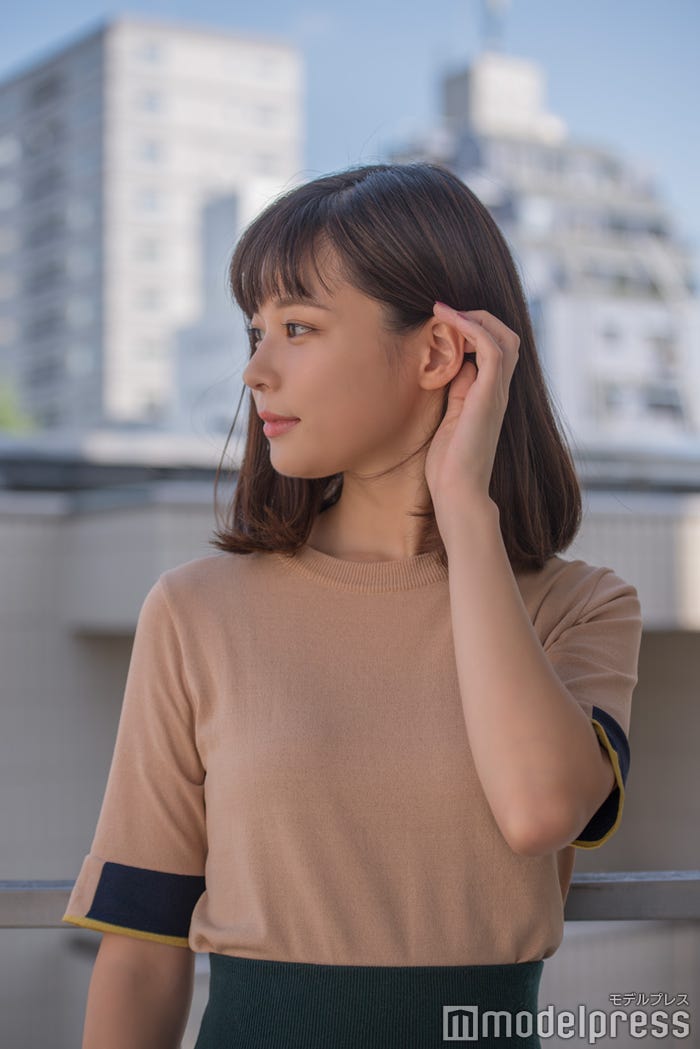 鈴木唯アナウンサー(C)モデルプレス