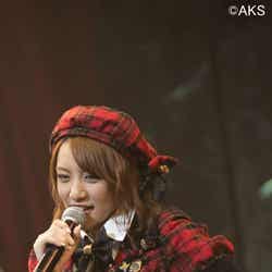 「第2回 AKB48 紅白対抗歌合戦」白組のキャプテンを務めた高橋みなみ(C)AKS