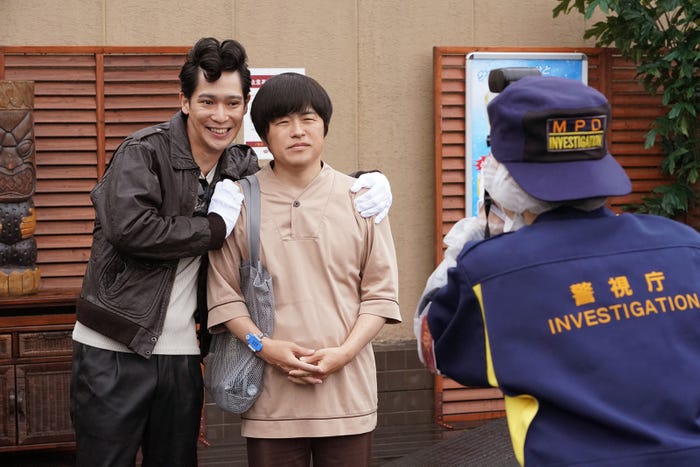 味方良介、バカリズム「イップス」第1話より(C)フジテレビ