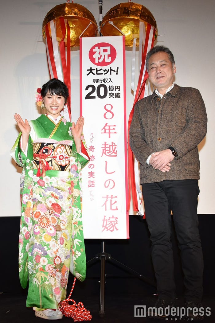 土屋太鳳、瀬々敬久監督 (C)モデルプレス