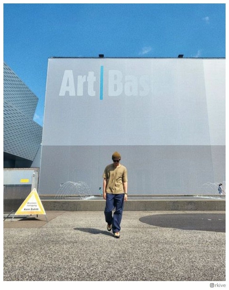 BTS・RM、スイス満喫ショット公開「ゆっくりできたかな」「絵になりすぎ」と反響続々