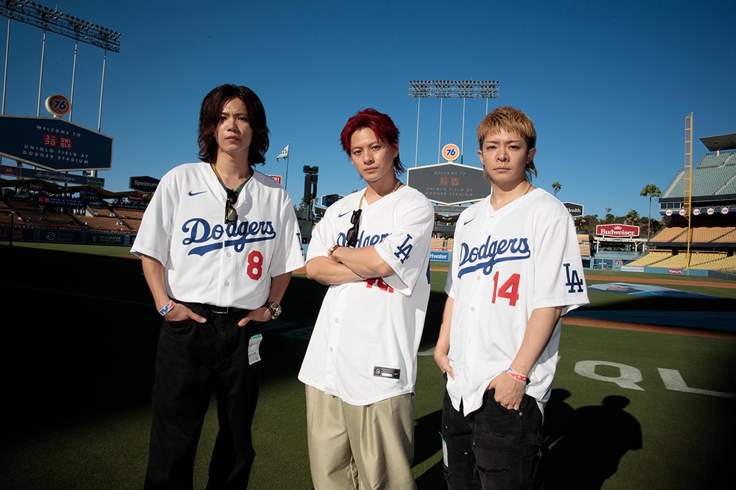 Number_i、ドジャース戦始球式登場 名前入りユニフォーム背番号の由来は？“ノーバウンド投球”岸優太を佐々木朗希選手が称賛