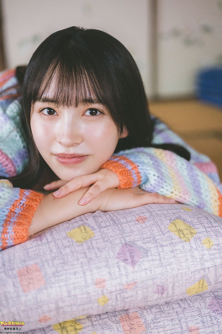 STU48川又あん奈、微笑む接近ショットにうっとり 柔らかな空気感まとう