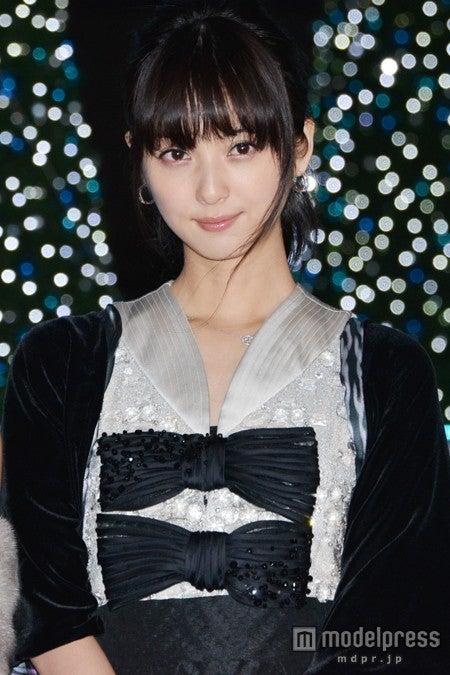 佐々木希 クリスマスは 大事な人と一緒に過ごしたい モデルプレス