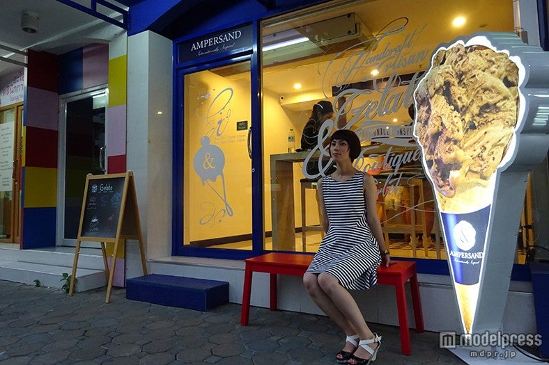 「AMPERSAND（アンパサンド）」外観／モデル：伊澤恵美子