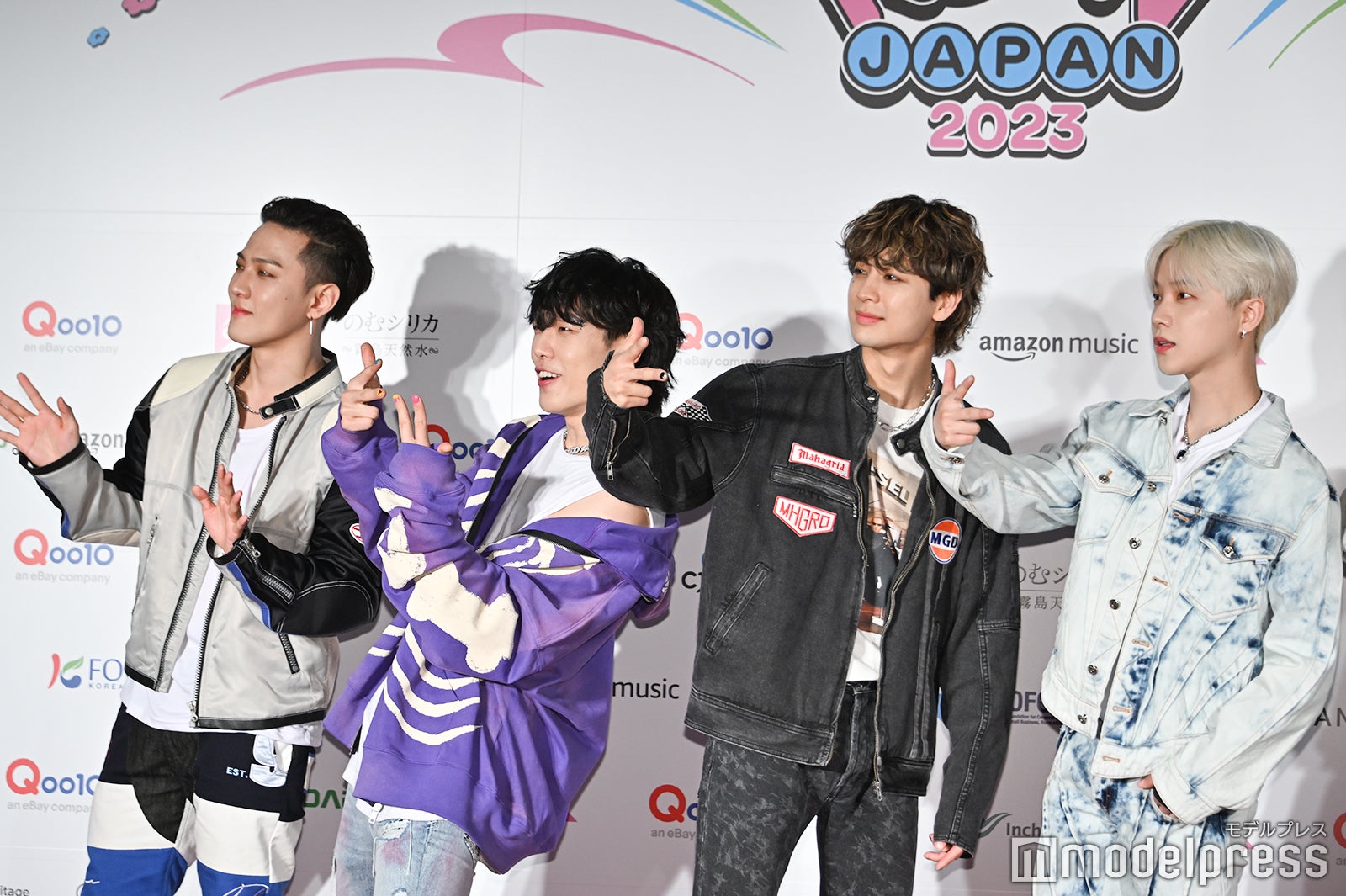 （左から）DK、BOBBY、SONG、JAY（C）モデルプレス