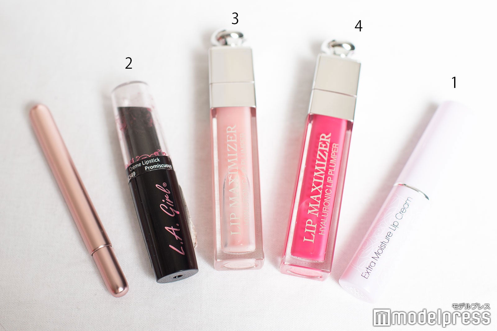 黒木ひかりのメイクポーチ：リップ （C）モデルプレス