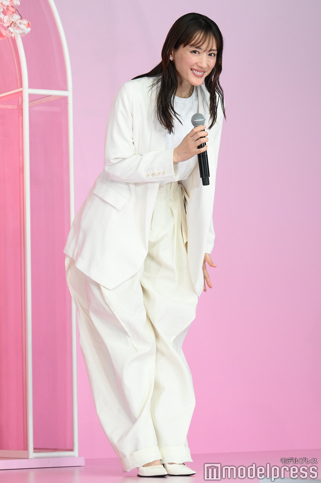 綾瀬はるか（C）モデルプレス