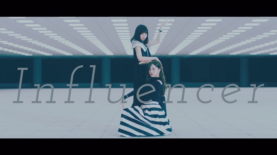 乃木坂46「インフルエンサー」MVより（画像提供：ソニー・ミュージックレーベルズ）