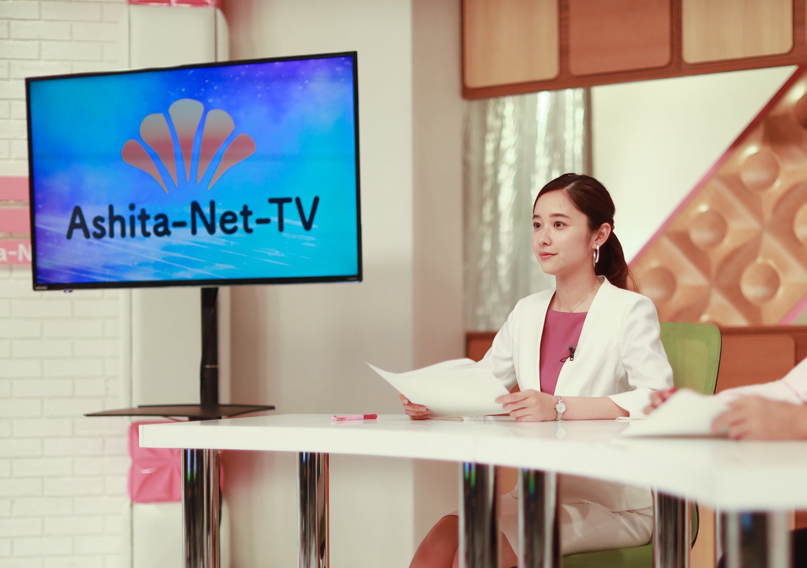 堀田真由／「言霊荘」第3話より（C）テレビ朝日