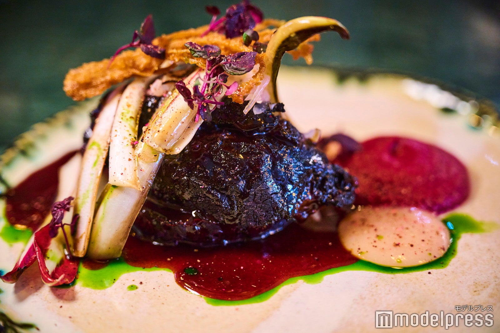 カリス（C）モデルプレス