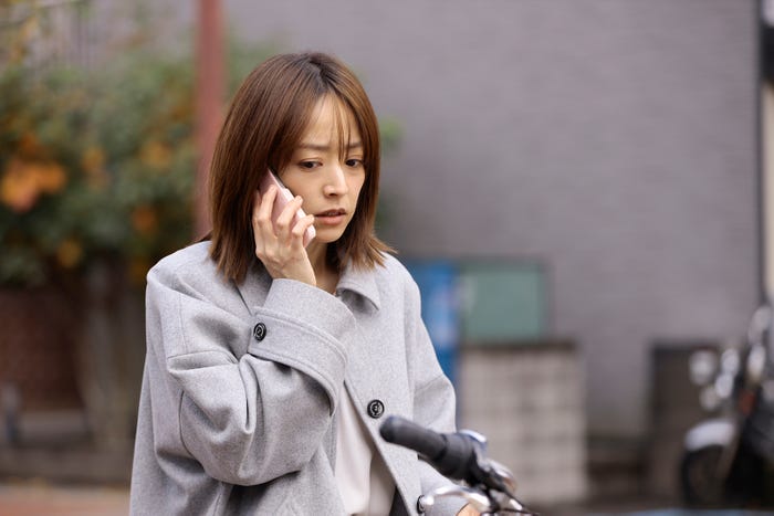 井上真央「再会~Silent Truth~」第1話(C)テレビ朝日