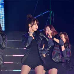 左から:キム・ヒョナ、クォン・ソヒョン、ナム・ジヒョン(4Minute)