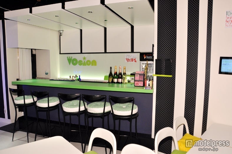 ギャルカフェ「10sion（テンション）」が渋谷センター街にオープン