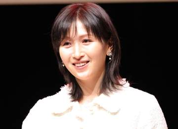 横山ルリカ 高橋由伸氏義妹の美人アナと「脚長すぎ」ツーショット 「美人姉妹みたい」