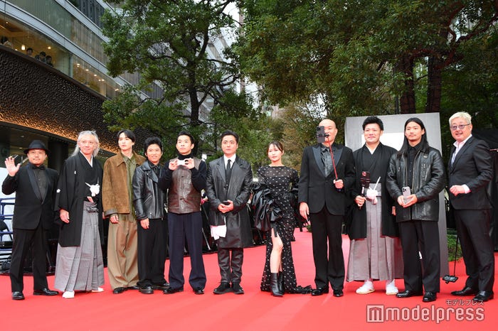 白石和彌監督、本山力、一ノ瀬颯、佐久本宝、仲野太賀、山田孝之、鞘師里保、千原せいじ、小柳亮太、野村周平ら(C)モデルプレス