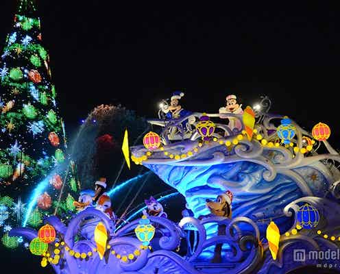ディズニーシー、幻想的に輝く15mのツリー登場 ミッキーらクリスマス新コスチューム披露