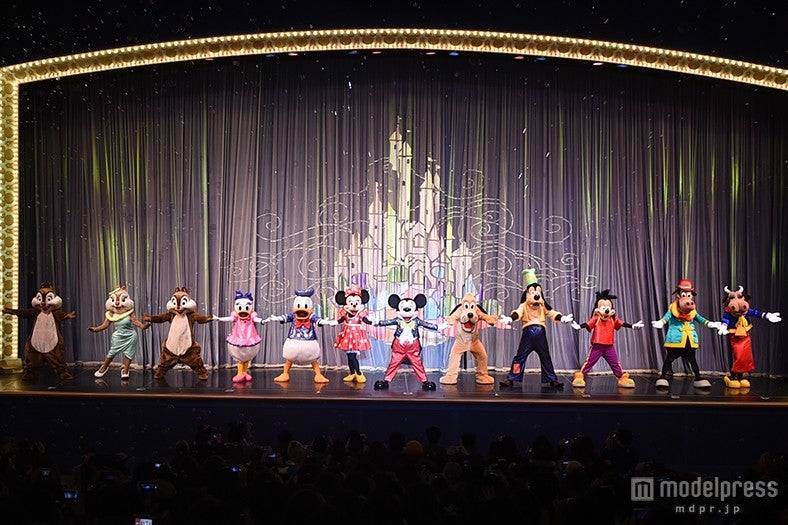 総勢12のキャラクターが登場した