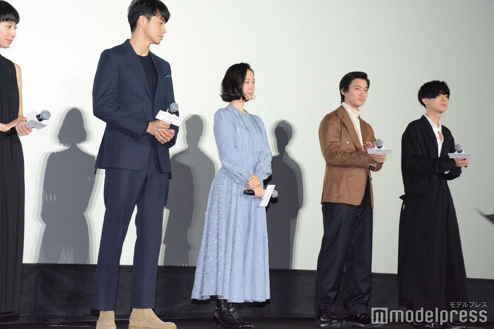 （左から）東出昌大、黒木華、野村周平、成田凌 （C）モデルプレス
