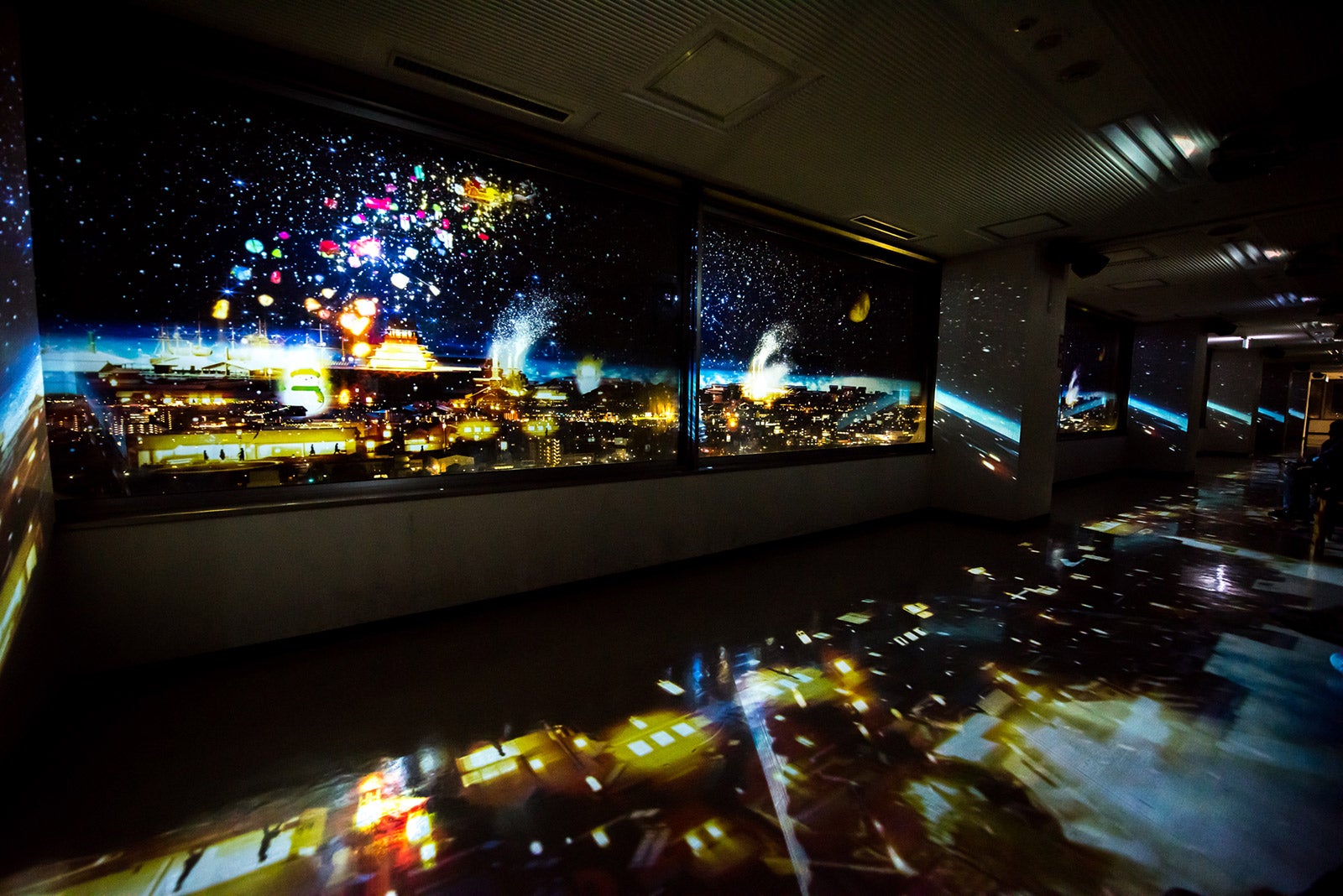 アート県庁プロジェクト 星空のすいぞくかん／画像提供：株式会社ネイキッド