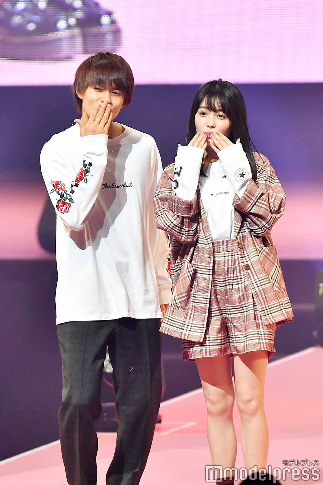 佐野勇斗、久間田琳加（C）モデルプレス