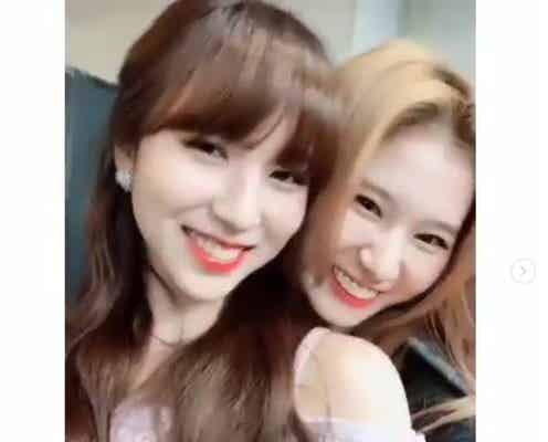 TWICE、ミナ誕生日に秘蔵ショット続々公開「ダーリンおめでとう」