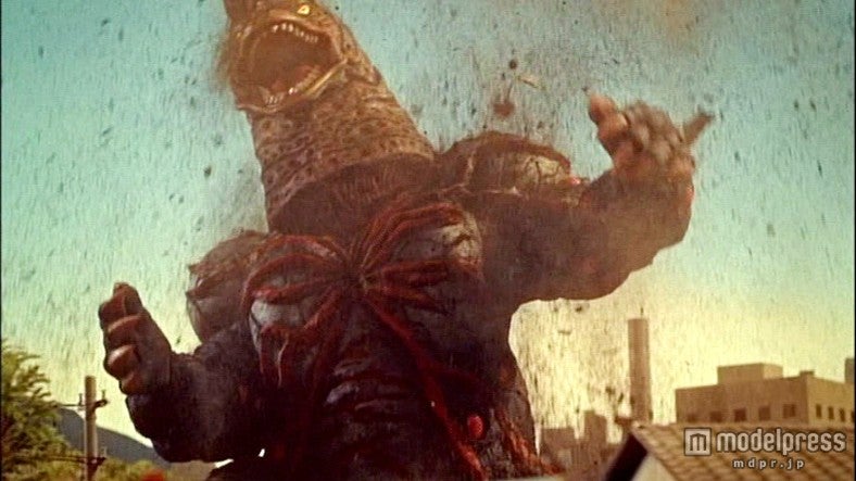 「ギンガムチェック」のミュージックビデオより