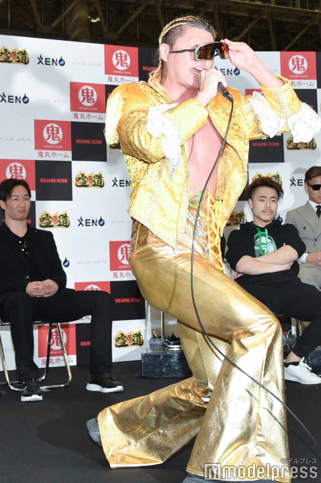 ベルサイユ理事長 （C）モデルプレス