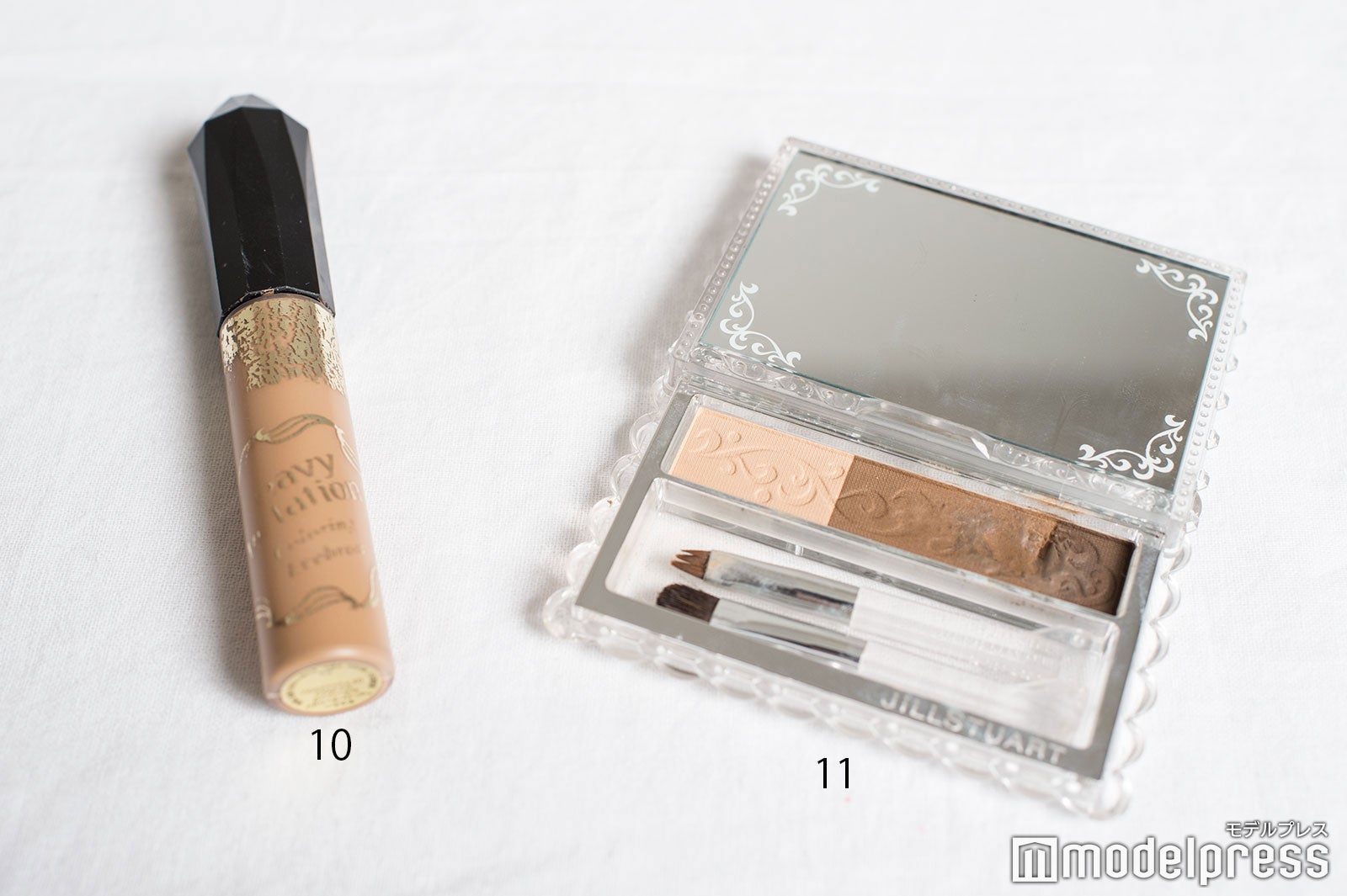 桃月なしこのメイクポーチ：アイメイク （C）モデルプレス