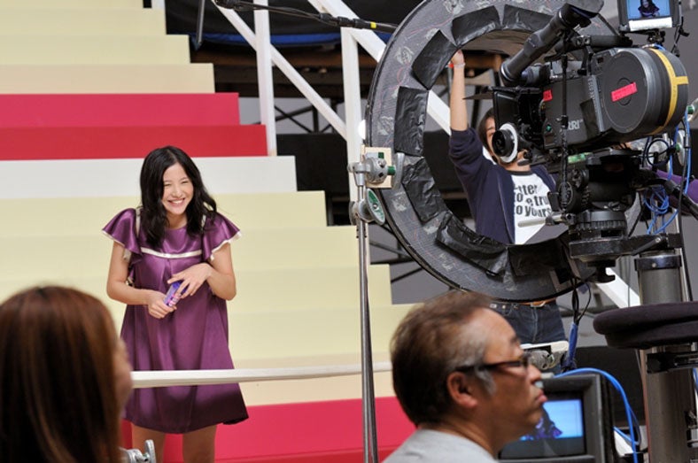 CM撮影に臨む吉高由里子