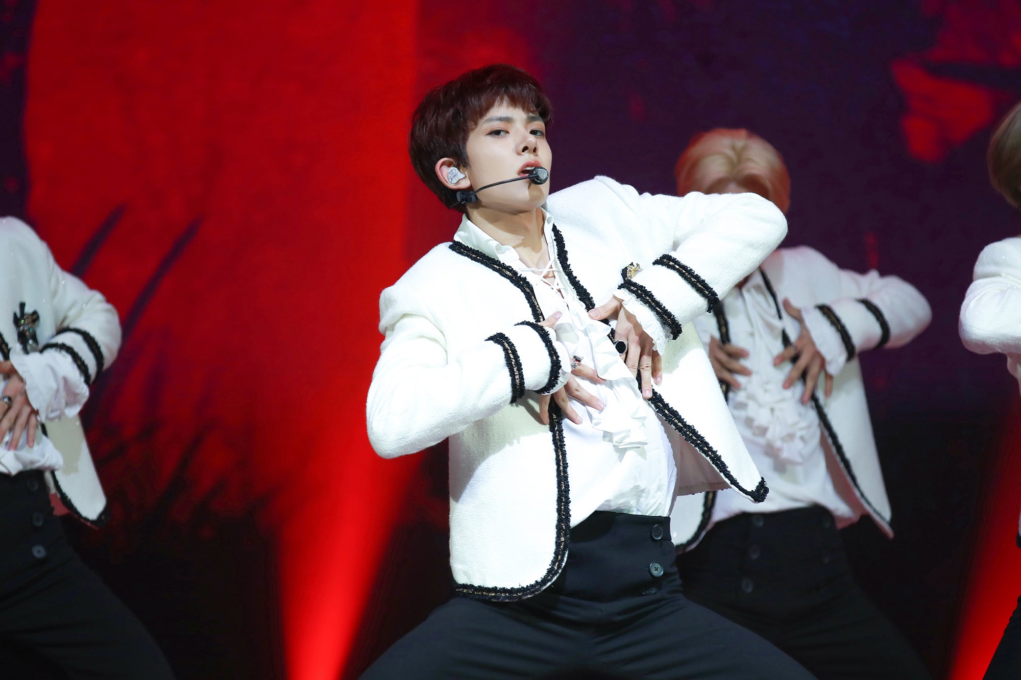 HEESEUNG（C）BELIFT LAB