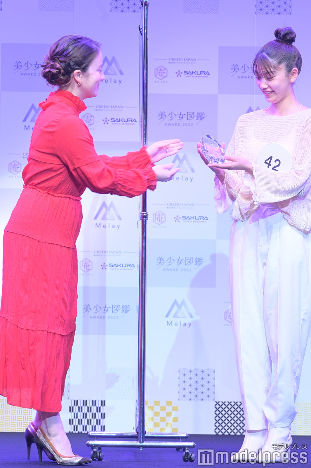 ドーキンズ英里奈、八畝田心優さん（C）モデルプレス