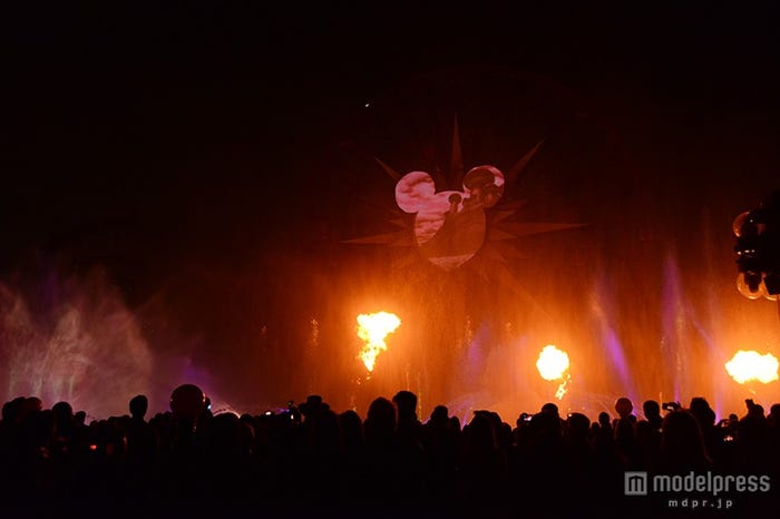 新エンターテイメント「ワールド・オブ・カラー:セレブレイト!ワンダフル・ワールド・オブ・ウォルト・ディズニー」