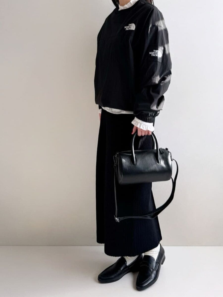 2026大人女性おすすめ黒スカートミックスコーデ