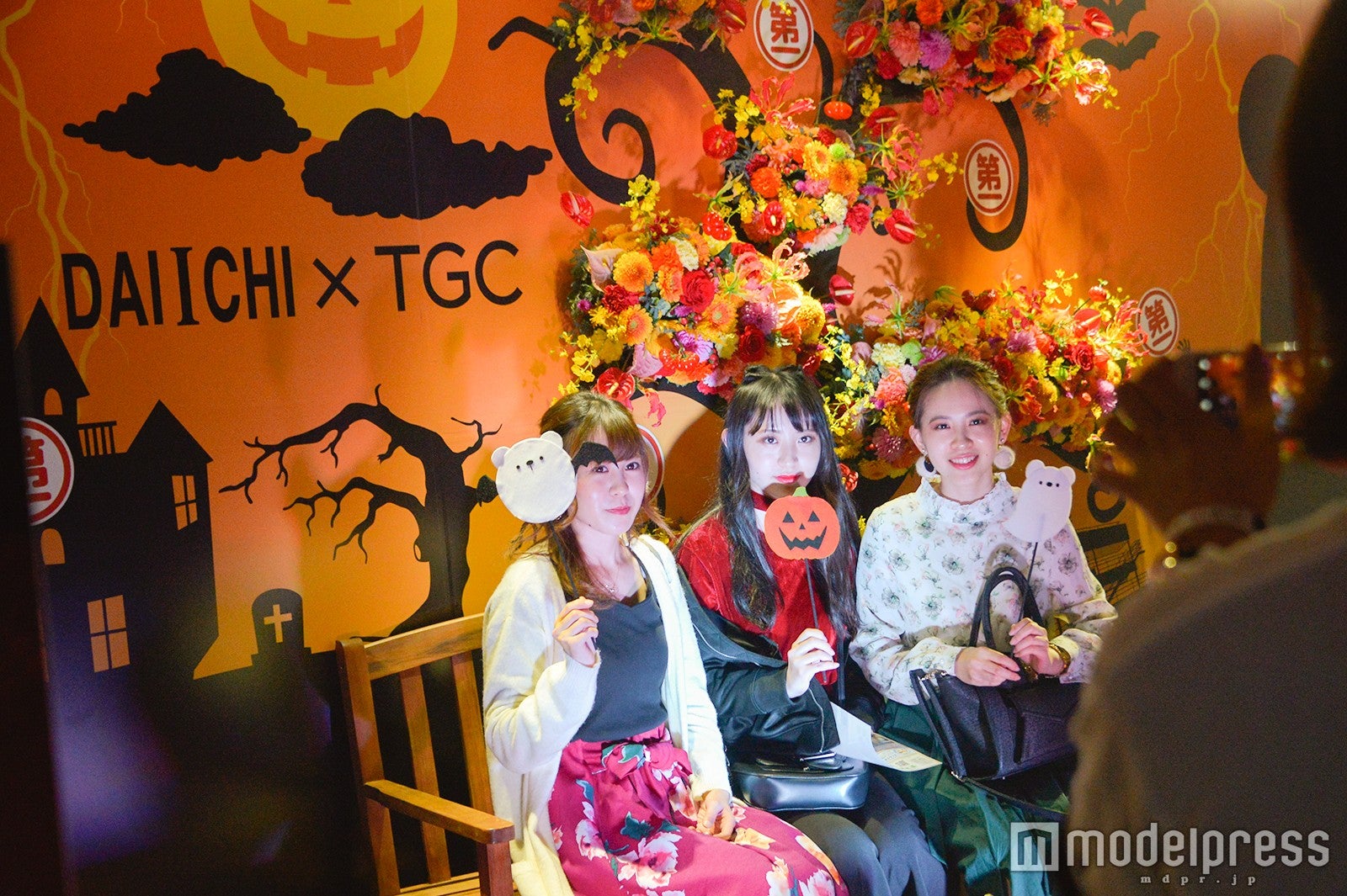 フォトブースでハロウィン気分 （C）モデルプレス