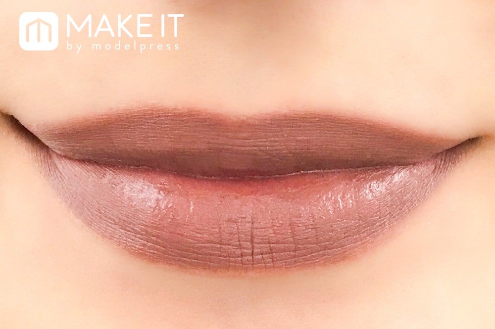 Amplitude／コンスピキュアス リップライナー／12 ダークブラウン 使用 (C)メイクイット