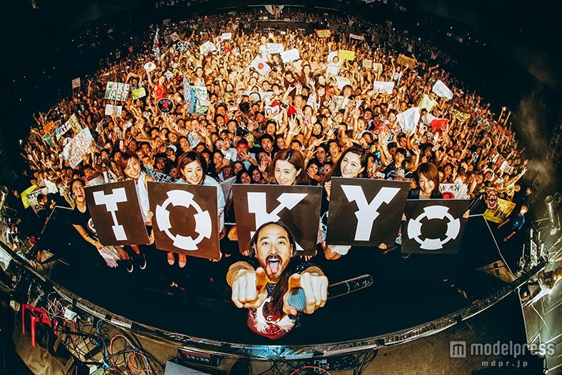 スティーヴ・アオキ（C）caesarsebastian