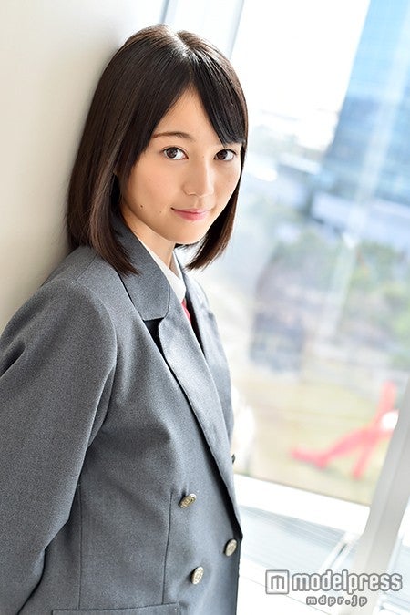 モデルプレスのインタビューに応じた生田絵梨花