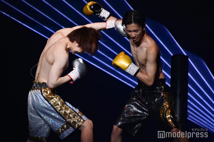 「階級が違いすぎる」問題解決!見事な“筋肉美”の菊池風磨、田中樹/「DREAM BOYS」ゲネプロの様子(C)モデルプレス