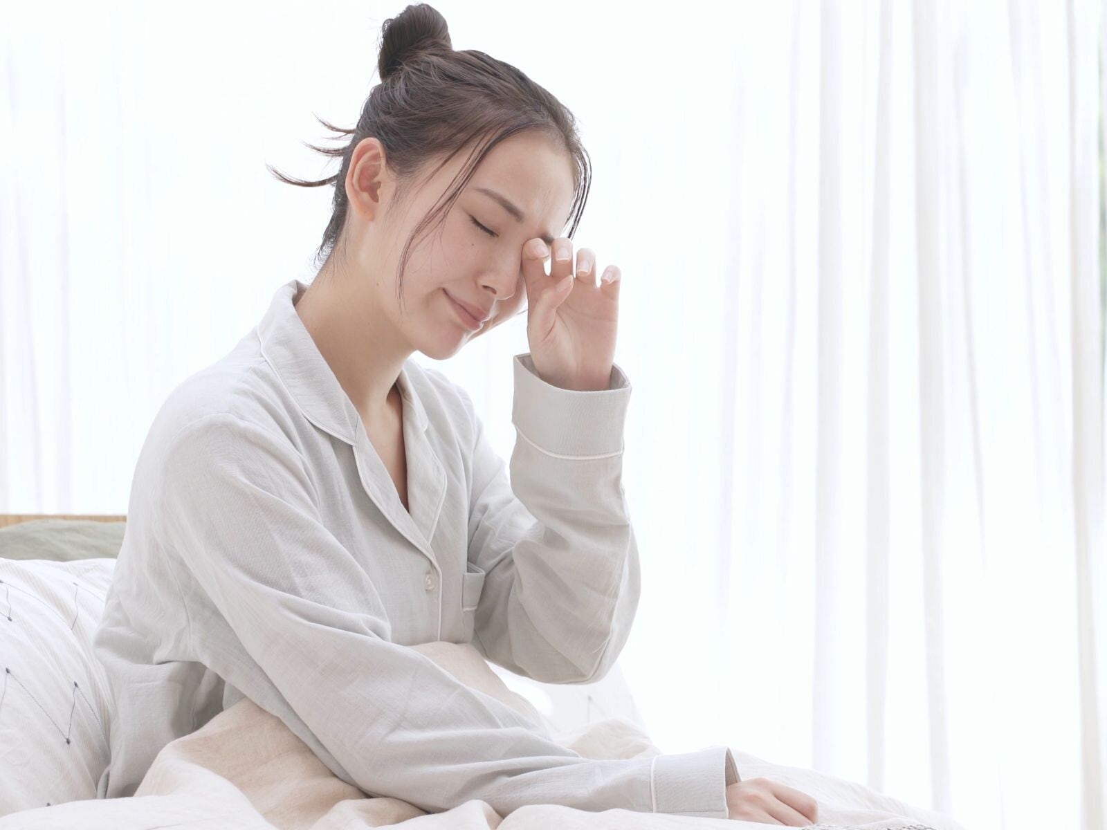 Q. 毎朝どんよりした気持ちで目覚め、午前中は全くやる気が出ません【公認心理師からのアドバイス】
