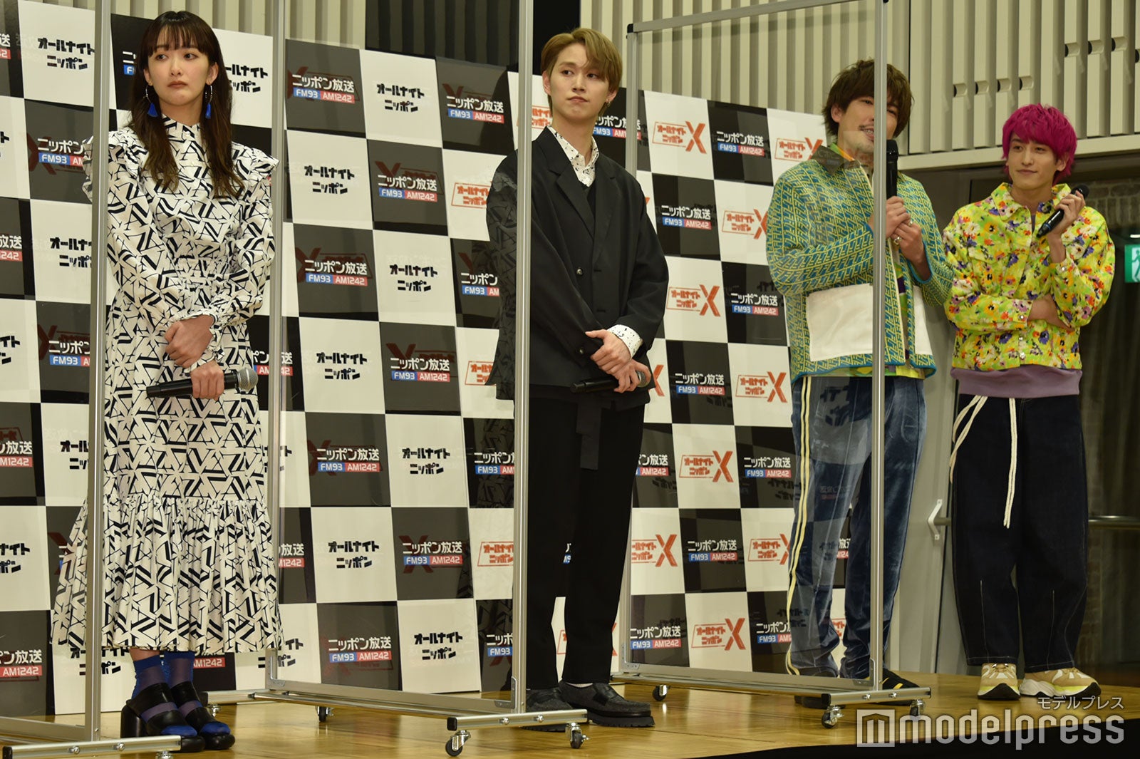 長屋晴子、白岩瑠姫、EXIT（C）モデルプレス