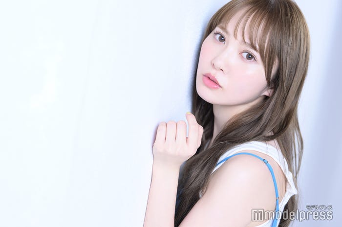 加藤史帆(C)モデルプレス