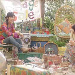 竹内結子出演の新CM「ガレージセール」篇