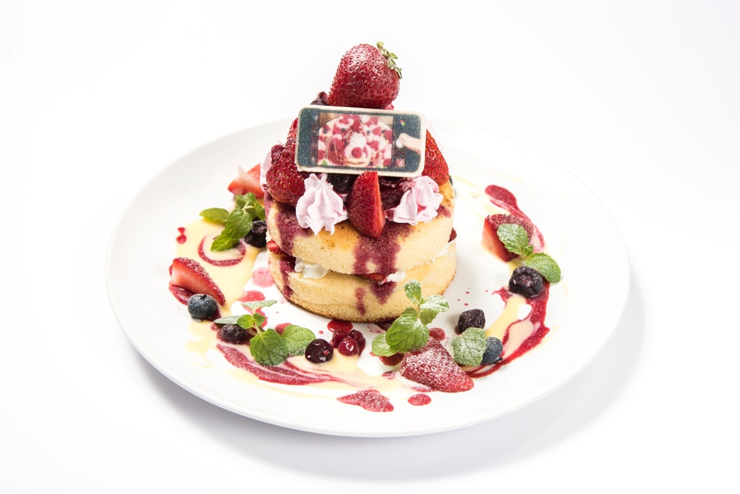 「君の名は。」コラボカフェが池袋&名古屋パルコにOPEN 糸守湖や彗星をフードで再現