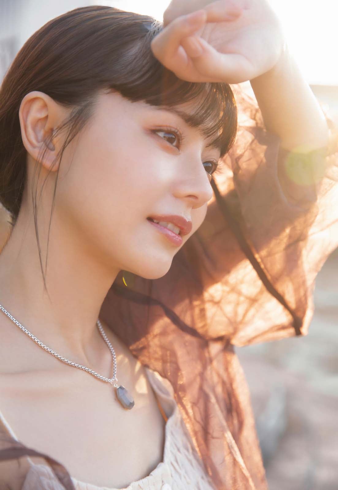 椛島光「椛島光カレンダー 2024.1ー2025.3」壁掛け版表紙／撮影：三宮幹史