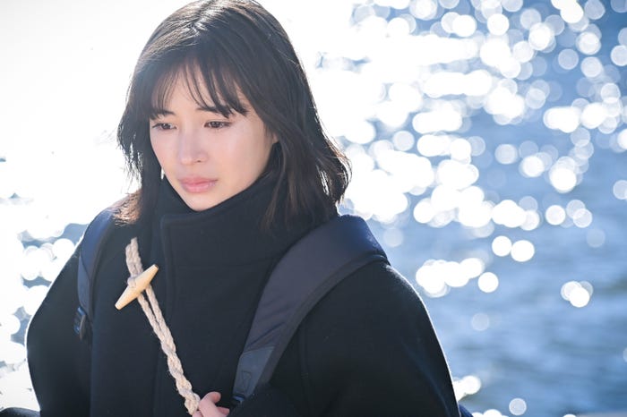 広瀬すず「クジャクのダンス、誰が見た?」第6話(C)TBS