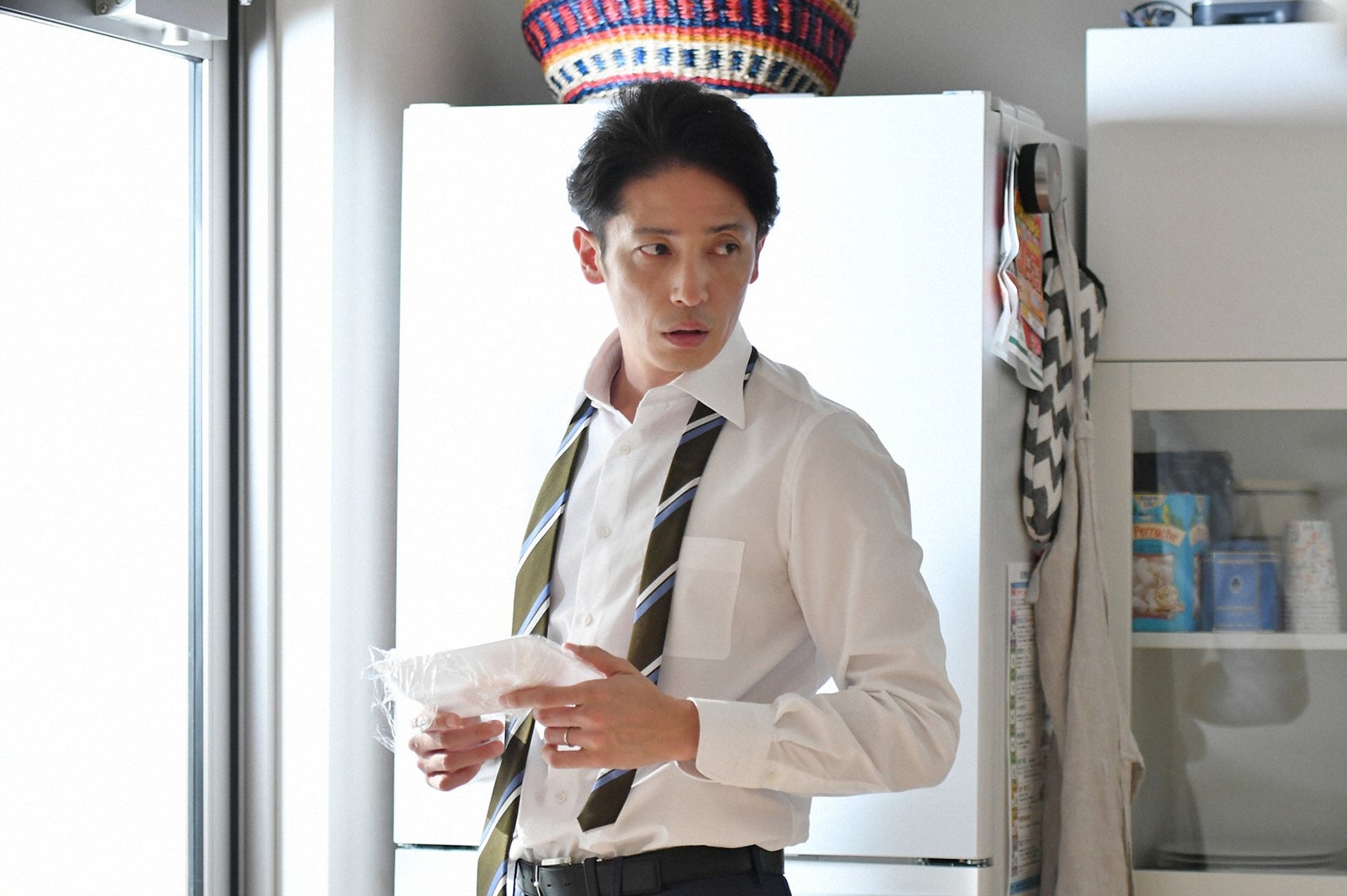 玉木宏／「あなたには帰る家がある」第1話より（C）TBS