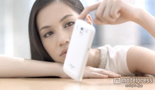 水原希子が出演するCM「出会い編」